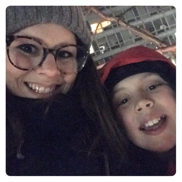 Meet your Posher, Audra - Picture 1 of 1